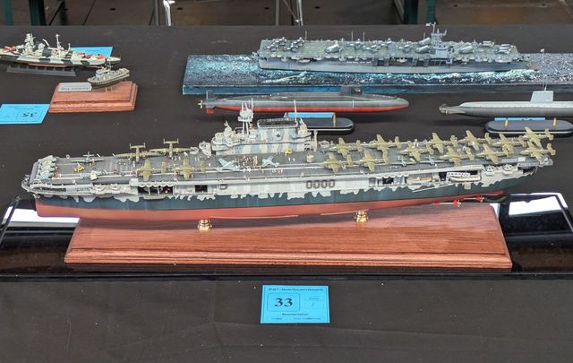 u.a. USS Hornet