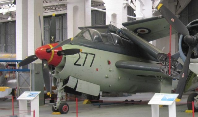 U-Jagd-Flugzeug Fairey Gannet AS.6