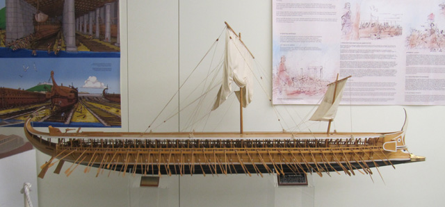 Griechisches Schifffahrtsmuseum in Piräus: Trireme Olympias