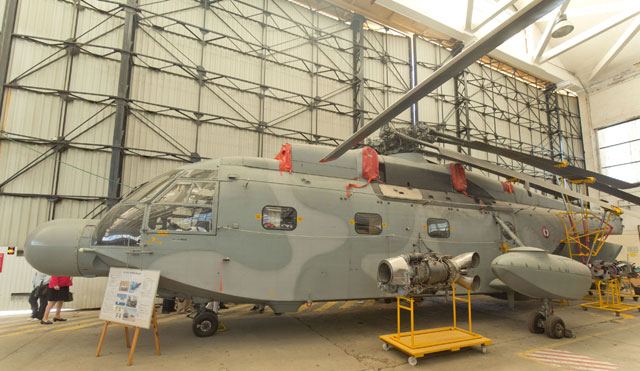 Super Frelon im Musée de l'Aéronautique Navale in Rochefort