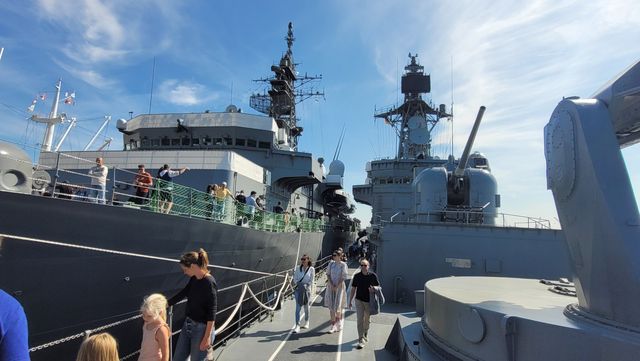 Japanische Schulschiff Kashima und Shimakaze