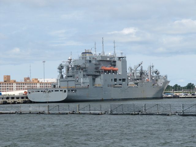 Versorger USNS William McLean