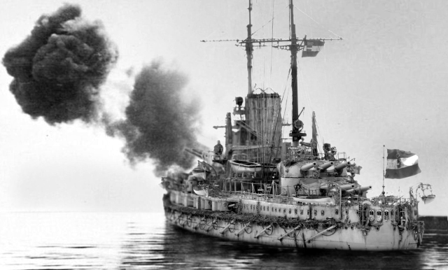 Schlachtschiff SMS Viribus Unitis (1/350)