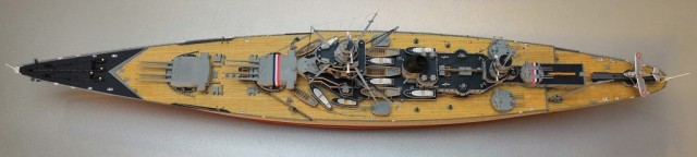 Schlachtschiff Strasbourg (1/350)