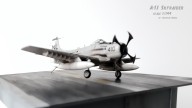 Kampfflugzeug Douglas A-1J Skyraider (1/144)