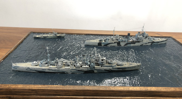 Schwere Kreuzer HMS London und HMS Norfolk (1/700)