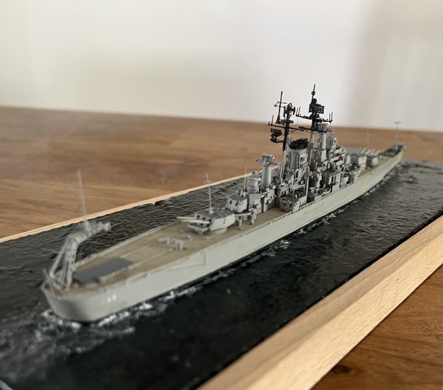 Schwerer Kreuzer USS Newport News (1/700)