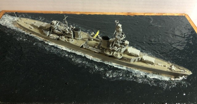 Schwerer Kreuzer USS Pensacola (1/700)