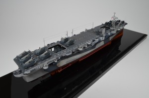 Leichter Flugzeugträger USS Belleau Wood (1/700)