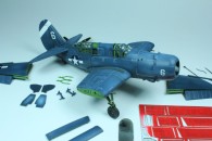 Curtiss SB2C-4 Helldiver (1/72)