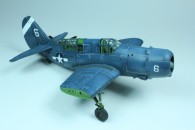 Curtiss SB2C-4 Helldiver (1/72)