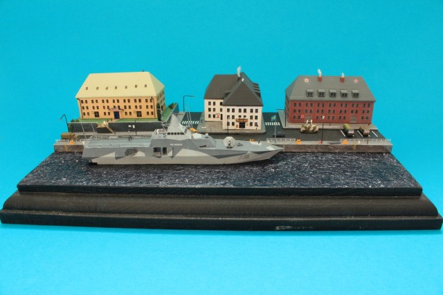 Schwedische Korvette Helsingborg (1/700)