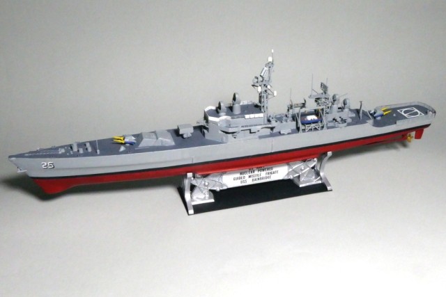 Nuklear-Fregatte USS Bainbridge (1/600)