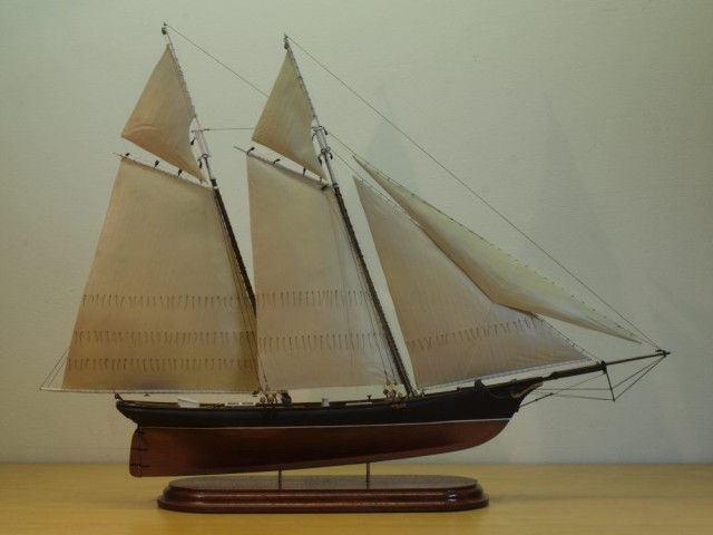 Yacht America (1/56)