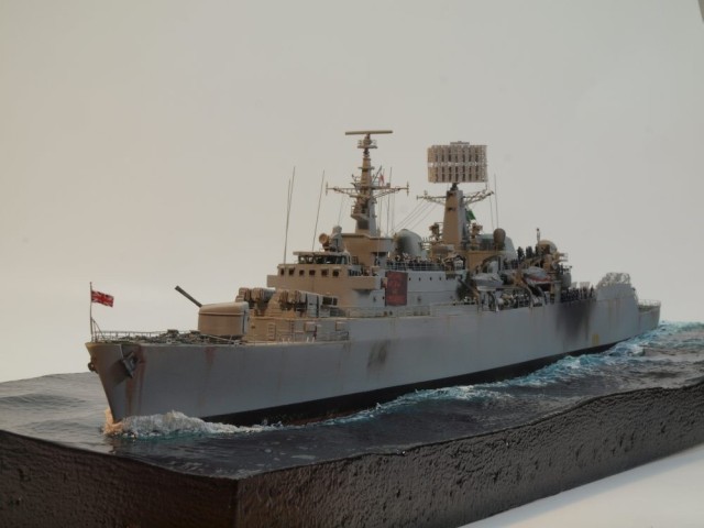 Lenkwaffenzerstörer HMS Glamorgan (1/350)