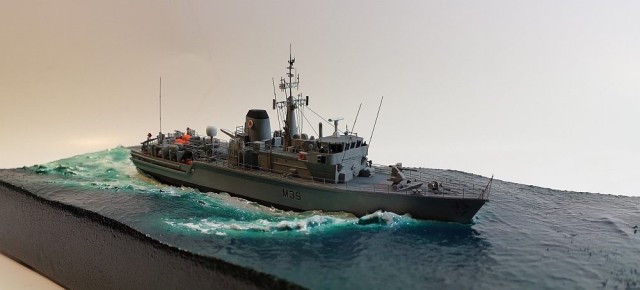 Minenabwehrfahrzeug HMS Hurworth (1/350)