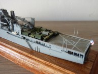 Landungsschiff USS Tortuga (1/700)