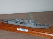 Lenkwaffenzerstörer USS Nitze (1/700)