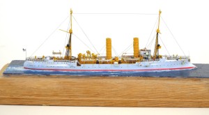 Kleiner Kreuzer SMS Undine (1/700)