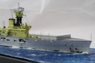 Flugzeugträger HMS Hermes (1/700)