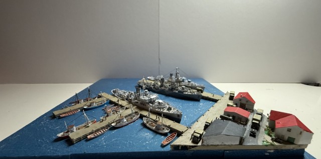Korvetten HMCS Snowberry, HMCS Sackville und HMS Begonia (1/700)