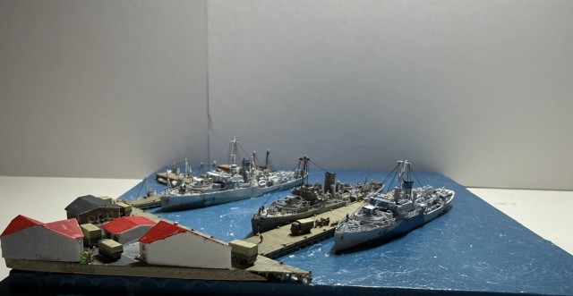 Korvetten HMCS Snowberry, HMCS Sackville und HMS Begonia (1/700)