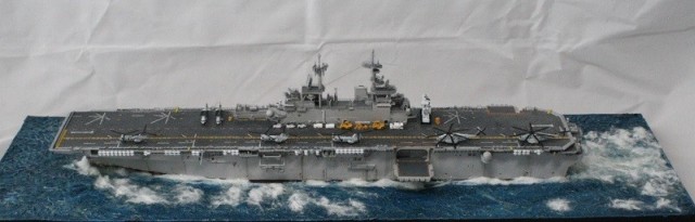 Landungsträger USS Wasp (1/700)