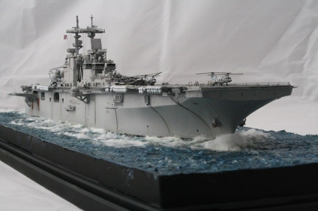 Landungsträger USS Wasp (1/700)