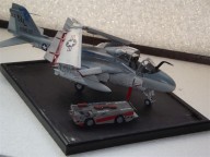 Kampfflugzeug Grumman A-6E Intruder (1/48)