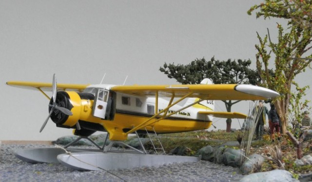 Transportflugzeug Noorduyn Norseman (1/72)