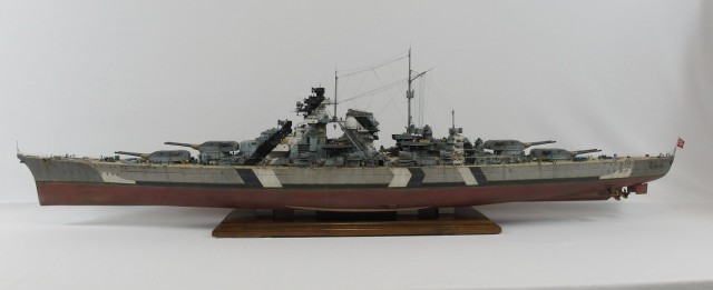 Schlachtschiff Bismarck (1/200)