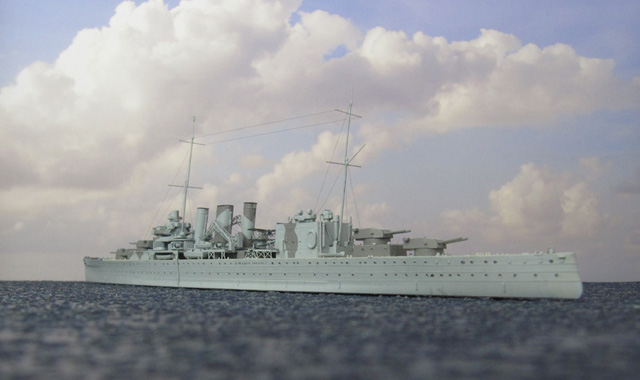 Schwerer Kreuzer HMS Berwick (1/700)