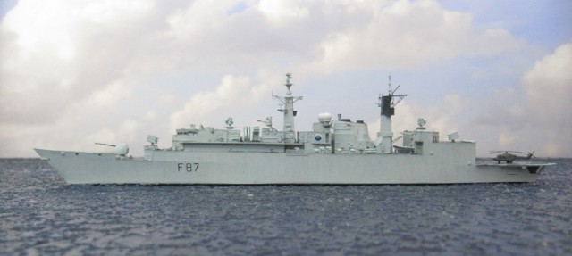 Britische Fregatte HMS Chatham (1/700)