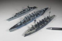 Panzerkreuzer HMS Cressy, Schwerer Kreuzer HMS Norfolk und Fregatte HMS London (1/700)
