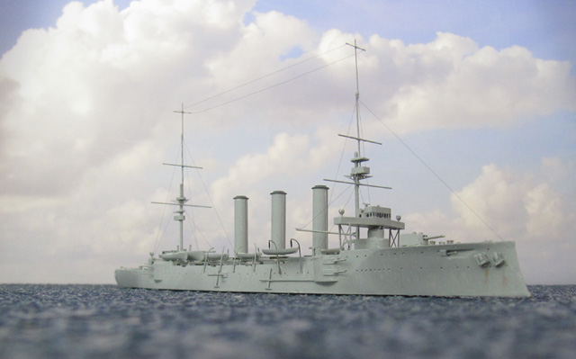 Panzerkreuzer HMS Monmouth (1/700)