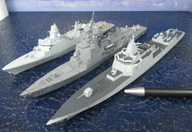 Lenkwaffenzerstörer Nanchang und Atago sowie Fregatte Niels Juel (1/700)