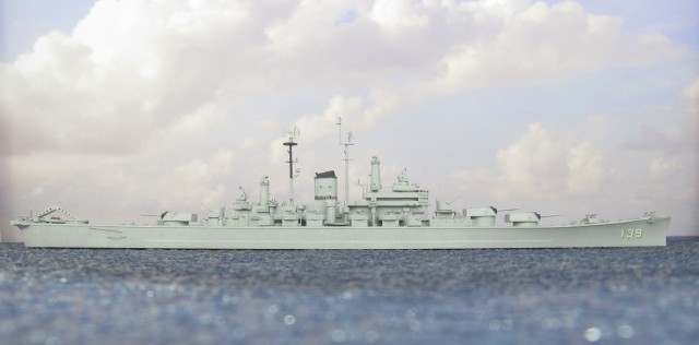 Schwerer Kreuzer USS Salem (1/700)