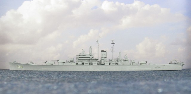 Schwerer Kreuzer USS Salem (1/700)