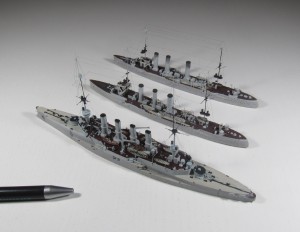 Panzerkreuzer SMS Scharnhorst und Geschützte Kreuzer SMS Emden und SMS Nürnberg (1/700)