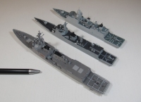 Lenkwaffenzerstörer Sejong Daewang und Kunming sowie Lenkwaffenfregatte Zr. Ms. Evertsen (1/700)
