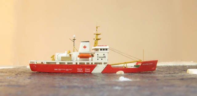 Eisbrecher CCGS Sir Wilfrid Laurier (1/700)