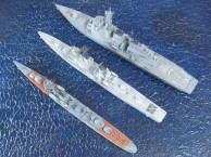 Zerstörer Teruzuki, Sawakaze und Kongo (1/700)