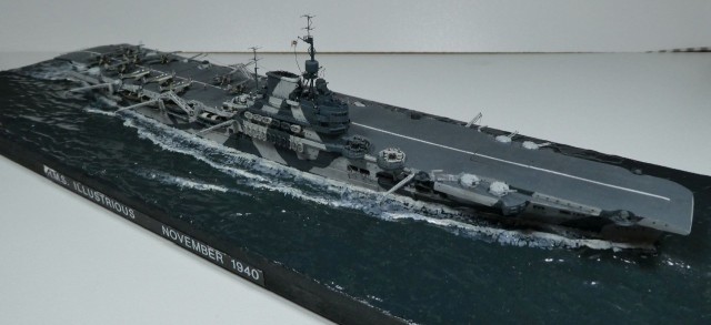 Flugzeugträger HMS Illustrious (1/700)