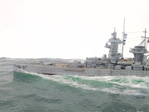 Schwerer Kreuzer Admiral Graf Spee (1/700)