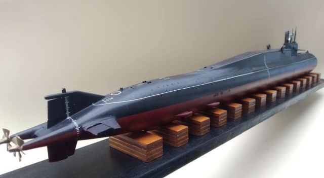 U-Boot mit ballistischen Raketen Tula (1/350)