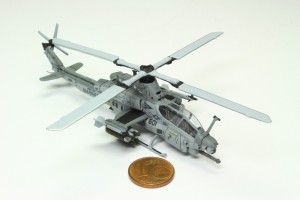 Kampfhubschrauber Bell AH-1Z Viper (1/144)