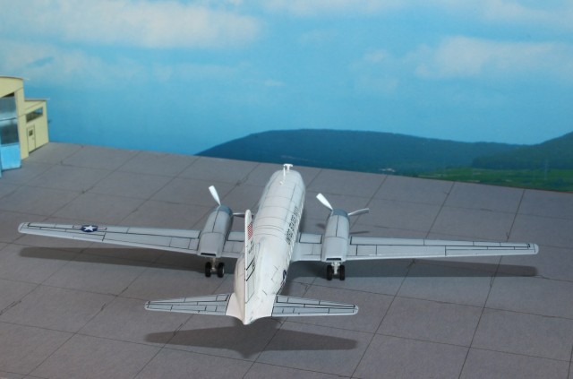 Transportflugzeug Convair C-131F Samaritan (1/144)