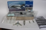 McDonnell Douglas F-4N Phantom II (1/144)