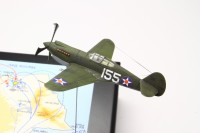 Curtiss P-40B vs Mitsubishi A6M2b  (1/144)