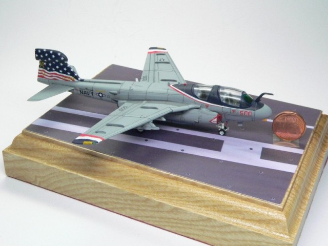 Grumman EA-6B Prowler (1/144)